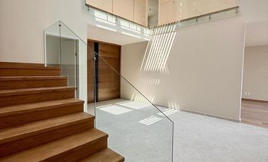 Venta moderna casa Incanto Bosque Real 4 recamaras mas estudio