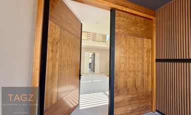 Venta moderna casa Incanto Bosque Real 4 recamaras mas estudio