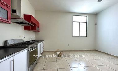 Almacén con Oficinas y Local Comercial sobre Av. Mexico, Col. Ladrón de Guevara