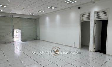 Almacén con Oficinas y Local Comercial sobre Av. Mexico, Col. Ladrón de Guevara