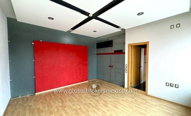 Almacén con Oficinas y Local Comercial sobre Av. Mexico, Col. Ladrón de Guevara