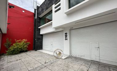 Almacén con Oficinas y Local Comercial sobre Av. Mexico, Col. Ladrón de Guevara