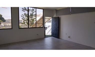 SE ALQUILA DEPARTAMENTO U OFICINA URDESA CENTRAL (MONIJ)