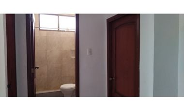 SE ALQUILA DEPARTAMENTO U OFICINA URDESA CENTRAL (MONIJ)