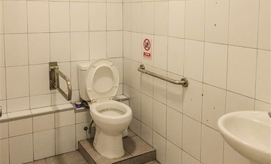 Local Comercial en Arriendo en uno norte esquina 5 1/2 poniente