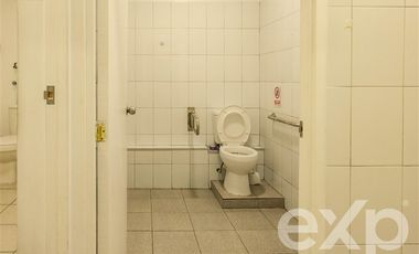 Local Comercial en Arriendo en uno norte esquina 5 1/2 poniente