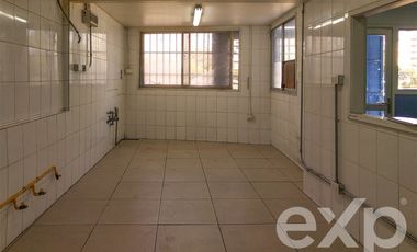 Local Comercial en Arriendo en uno norte esquina 5 1/2 poniente