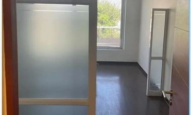 Oficina en Venta en Edificio Vieracocha