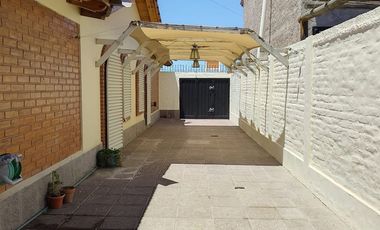 VENTA DE CASA BARRIO SOBERANIA NACIONAL CDAD MZA