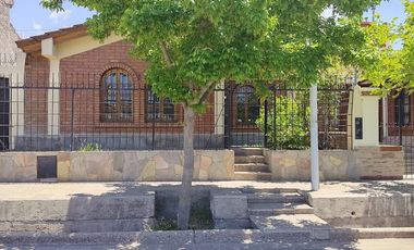 VENTA DE CASA BARRIO SOBERANIA NACIONAL CDAD MZA