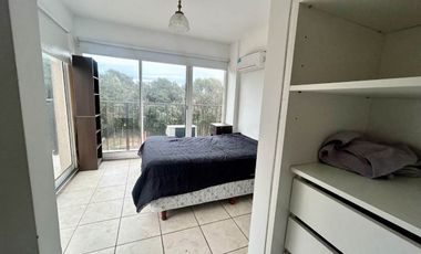 Venta Dpto 2 amb con 2 cocheras cub. Beccar