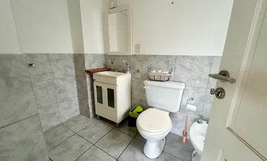 Venta Dpto 2 amb con 2 cocheras cub. Beccar