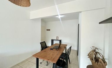 Venta Dpto 2 amb con 2 cocheras cub. Beccar