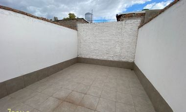 Departamento tipo dúplex en venta en Las Heras