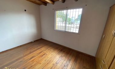 Departamento tipo dúplex en venta en Las Heras