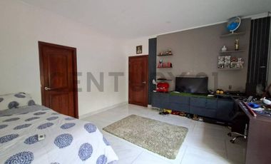 Venta casa con piscina, 3 Dormitorios en Palmar del Río, Samborondon S.Sal