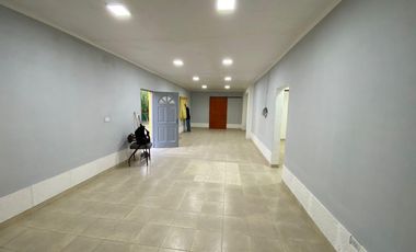 Casa en  venta B° 8 de agosto centenario