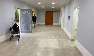 Casa en  venta B° 8 de agosto centenario