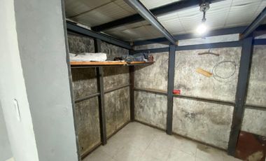 Casa en  venta B° 8 de agosto centenario