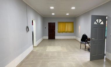 Casa en  venta B° 8 de agosto centenario