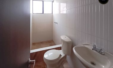 Casa de venta en Monay Shopping - Av. Los Andes - Av. Gonzalez Suarez – código:22151