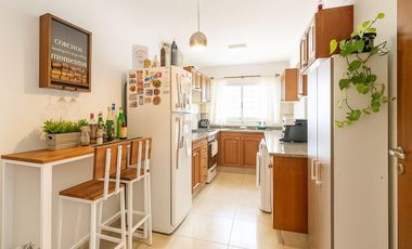 Departamento en  3 de febrero al 1200