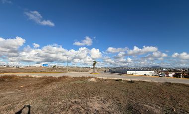 TERRENO EN VENTA EN ROSARITO A UN COSTADO DE SANTORINI