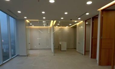 Oficina acondicionada en renta de 240m2 zona Obispado, Monterrey N.L.
