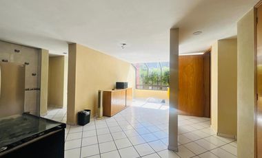 Casa de Lujo en Lomas Quebradas