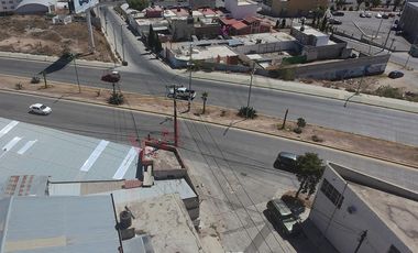 Invierte en esta OPORTUNIDAD, Locales, Bodega, y Salón de eventos.