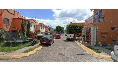 Oportunidad Unica, Casa en venta en Ixtapaluca, Fraccionamiento San Buenaventura, con crédito.
