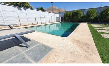 Venta casa 3D 3B y piscina Condominio Calle Larga