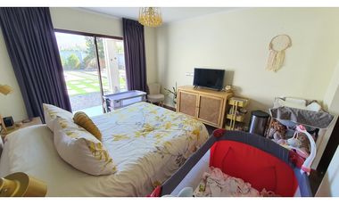 Venta casa 3D 3B y piscina Condominio Calle Larga