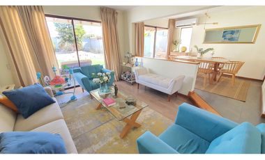 Venta casa 3D 3B y piscina Condominio Calle Larga