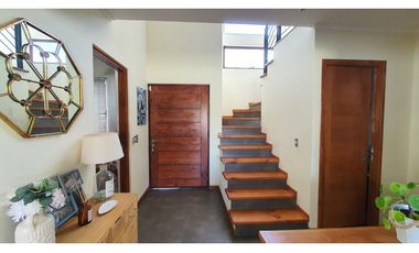 Venta casa 3D 3B y piscina Condominio Calle Larga