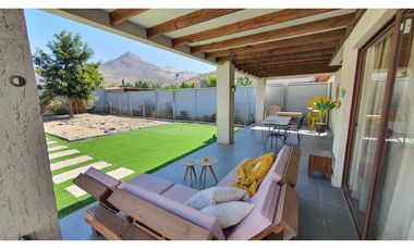 Venta casa 3D 3B y piscina Condominio Calle Larga