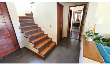 Venta casa 3D 3B y piscina Condominio Calle Larga