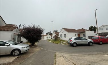 ARRIENDO - CASA COND. ALTO CURAUMA - 3D 3B 1E