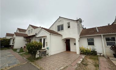 ARRIENDO - CASA COND. ALTO CURAUMA - 3D 3B 1E