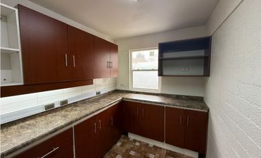 ARRIENDO - CASA COND. ALTO CURAUMA - 3D 3B 1E