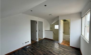 ARRIENDO - CASA COND. ALTO CURAUMA - 3D 3B 1E