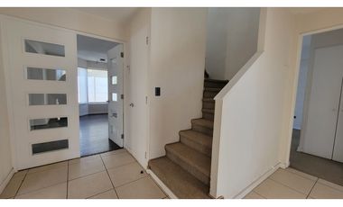 Venta casa San Esteban 4D 3B Cond. Alto San Esteban