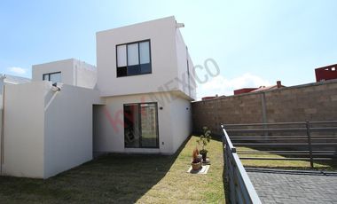 CASA EN VENTA | VILLAS DEL CAMPO, CALIMAYA | A ESTRENAR CON 2 RECAMÁRAS