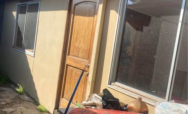 PROPIEDAD CON 2 LOCALES EN AVENIDA PRINCIPAL DE LA CALERA