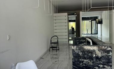 LOCAL EN VENTA EN EL URO