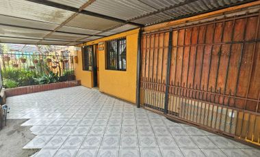 Casa en venta en LA GRANJA