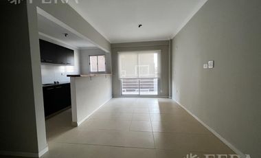 Venta de Departamento 2 ambientes con espacio guardacoche en Sarandi (32027)