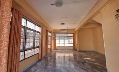 FOR SELL House Lake Garden Home  CX-137233