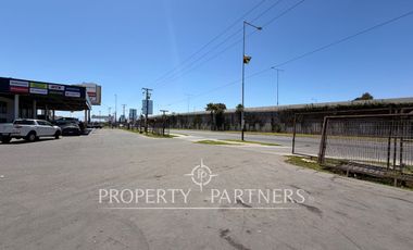 Arriendo Local en esquina estratégica