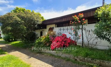 Casa Esquina en Isla Teja, Oportunidad Comercial